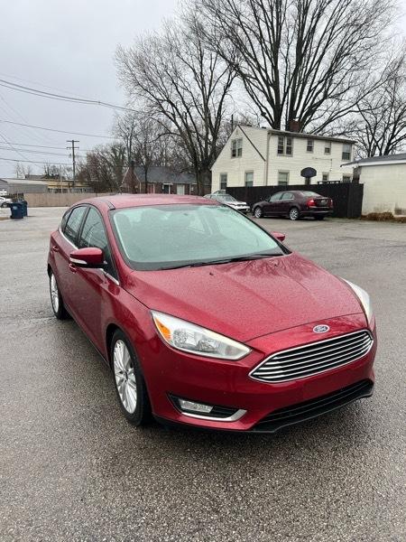 Ford Focus Titanium Hatch 2016