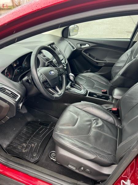 Ford Focus Titanium Hatch 2016