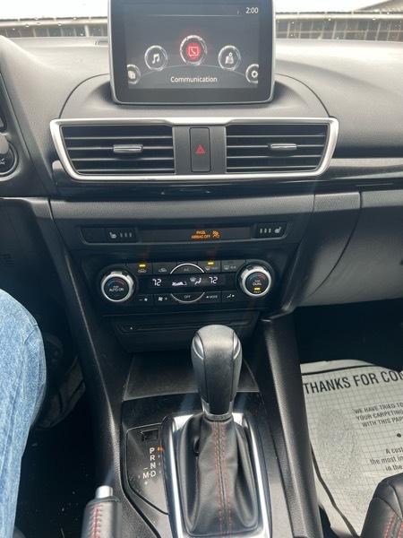 Mazda MAZDA3 I Grand Touring AT 4-Door 2015