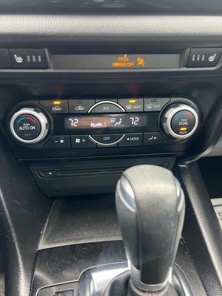 Mazda MAZDA3 I Grand Touring AT 4-Door 2015