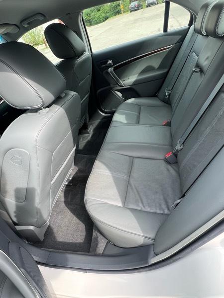 Lincoln MKZ FWD 2010