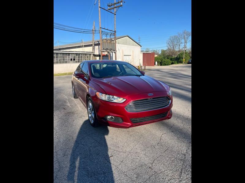 Ford Fusion SE 2016
