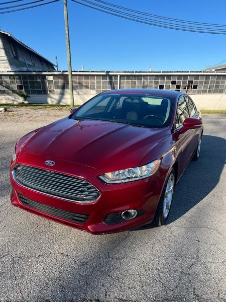 Ford Fusion SE 2016