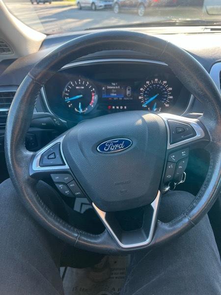 Ford Fusion SE 2016