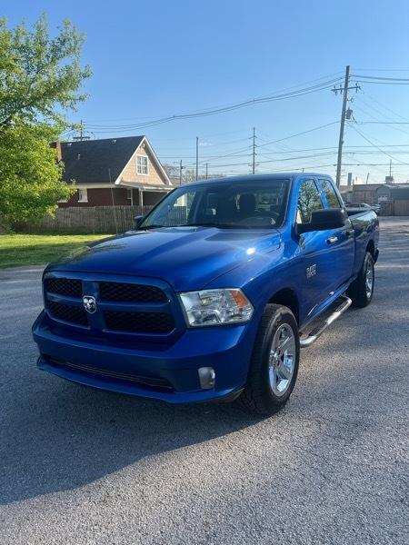 RAM 1500 Tradesman Quad Cab 4WD 2017