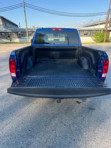 RAM 1500 Tradesman Quad Cab 4WD 2017