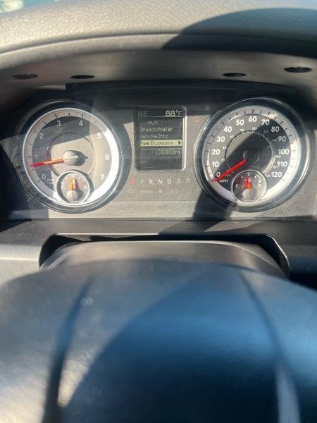 RAM 1500 Tradesman Quad Cab 4WD 2017