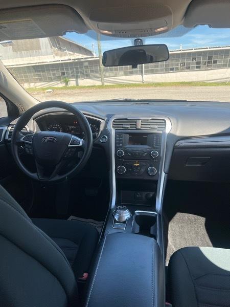 Ford Fusion SE 2018