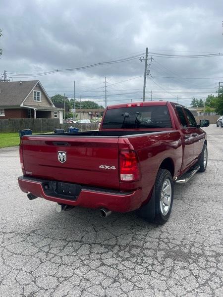 RAM 1500 ST Quad Cab 4WD 2012
