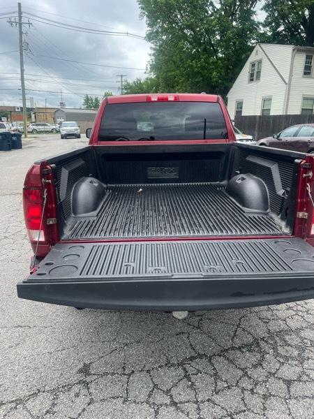 RAM 1500 ST Quad Cab 4WD 2012