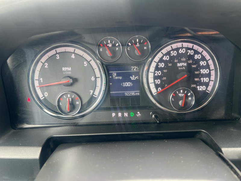 RAM 1500 ST Quad Cab 4WD 2012