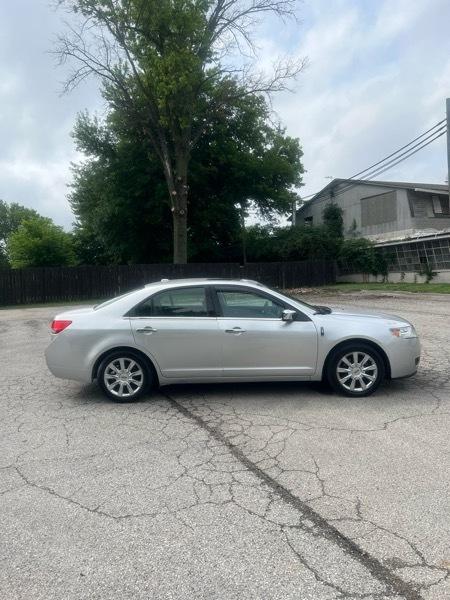 Lincoln MKZ AWD 2011