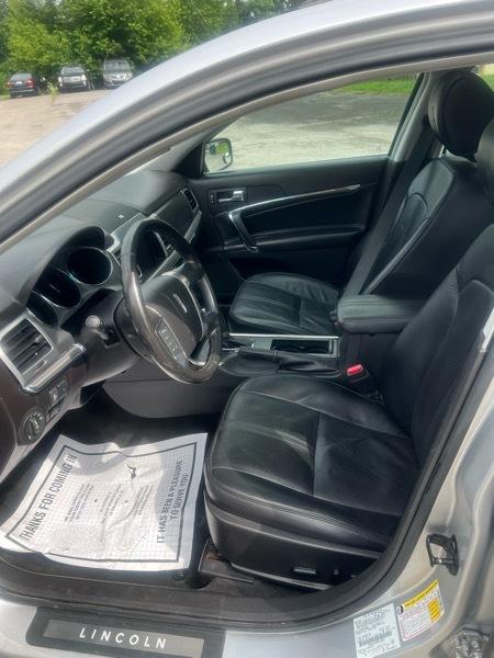 Lincoln MKZ AWD 2011