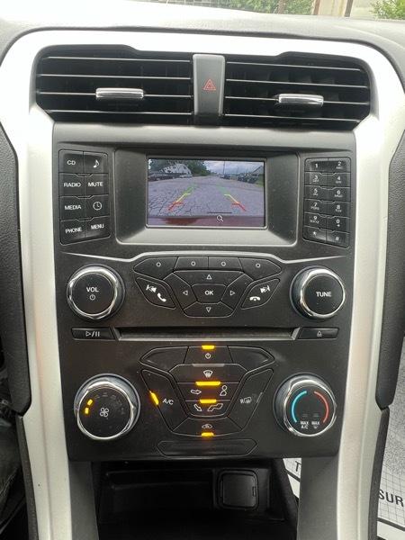 Ford Fusion S 2015