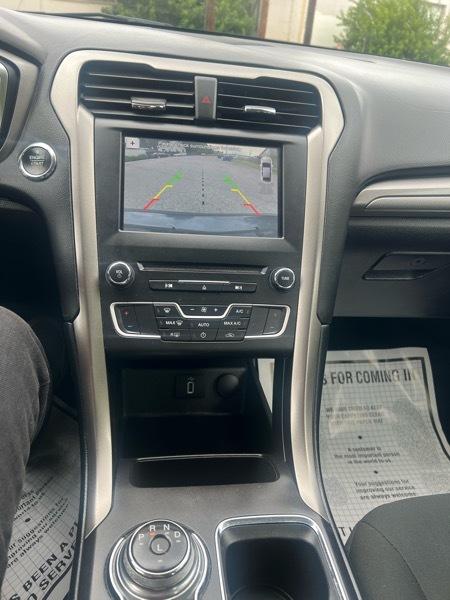 Ford Fusion SE 2017