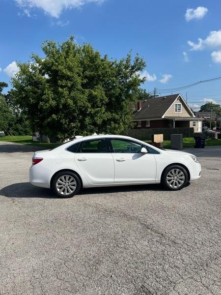 Buick Verano Base 2016