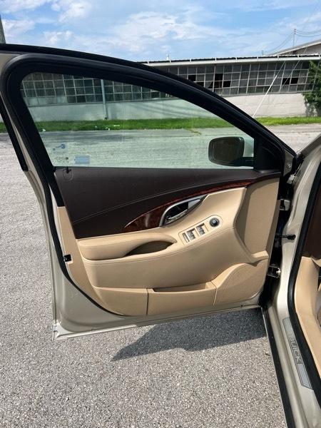 Buick LaCrosse Leather Package 2013