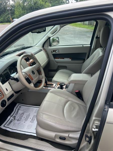 Mercury Mariner Premier I4 2WD 2011