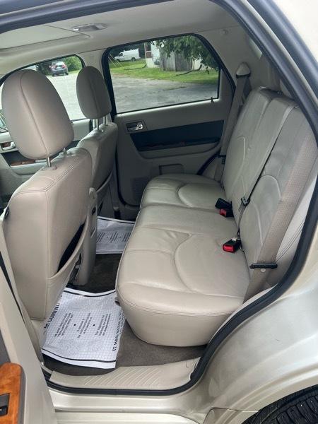 Mercury Mariner Premier I4 2WD 2011