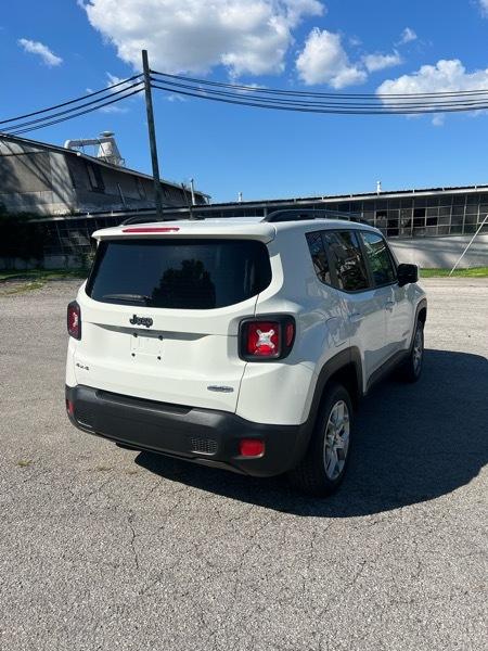 Jeep Renegade Latitude 4WD 2016