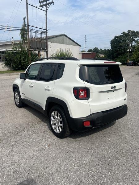 Jeep Renegade Latitude FWD 2015