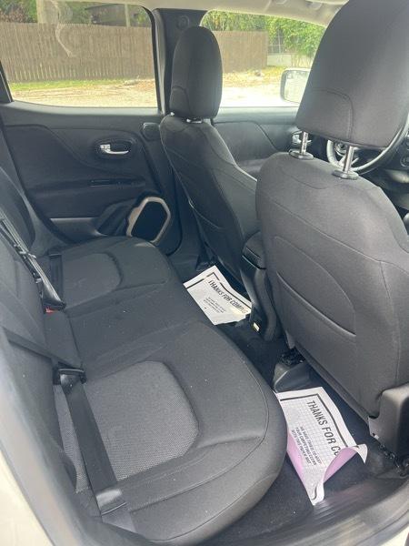 Jeep Renegade Latitude FWD 2015