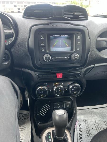 Jeep Renegade Latitude FWD 2015