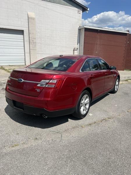 Ford Taurus SEL AWD 2015