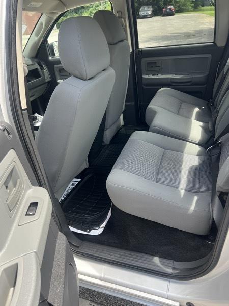 Dodge Dakota SLT Crew Cab 4WD 2011