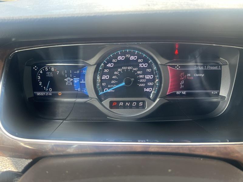 Ford Taurus Limited FWD 2014