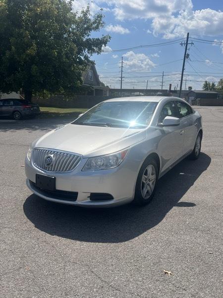 Buick LaCrosse CX 2010
