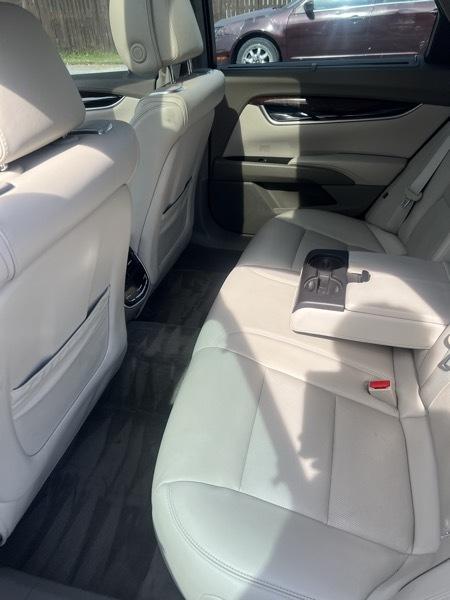 Cadillac XTS Platinum AWD 2013