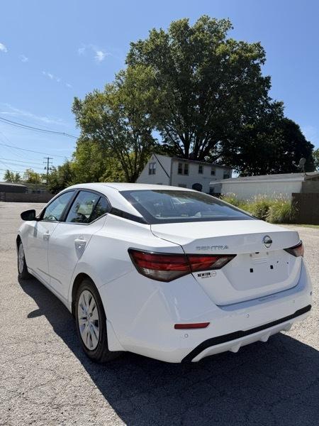 Nissan Sentra S 2021