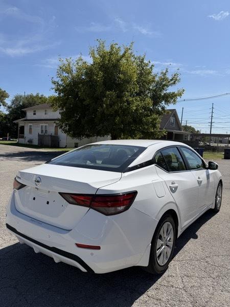 Nissan Sentra S 2021