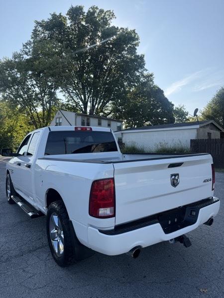 RAM 1500 Classic Tradesman Quad Cab 4WD 2019