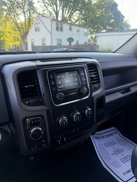 RAM 1500 Classic Tradesman Quad Cab 4WD 2019