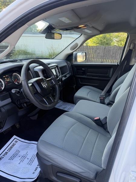 RAM 1500 Classic Tradesman Quad Cab 4WD 2019