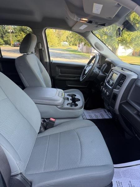 RAM 1500 Classic Tradesman Quad Cab 4WD 2019