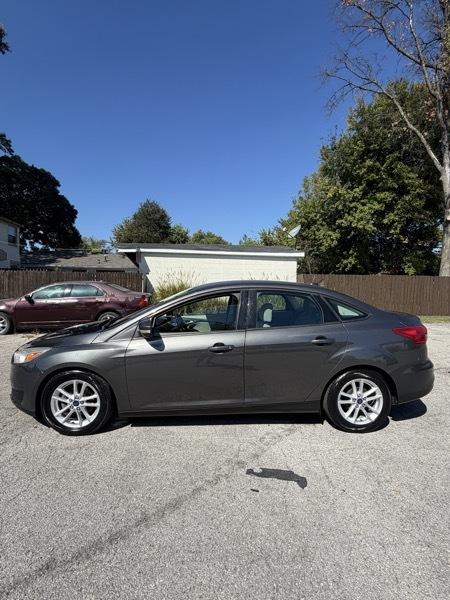 Ford Focus SE Sedan 2015