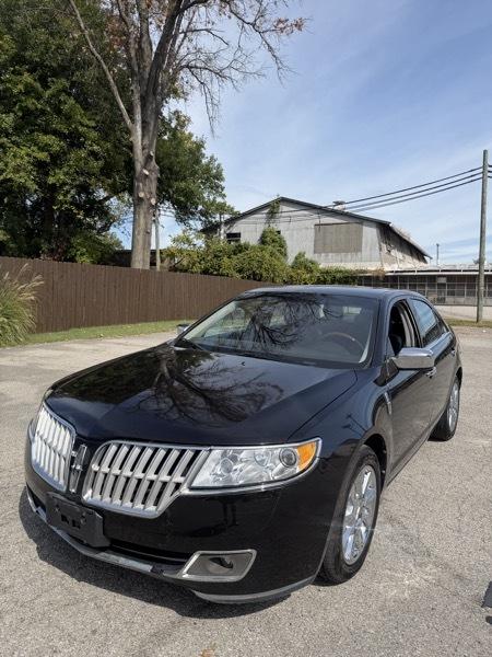 Lincoln MKZ FWD 2011