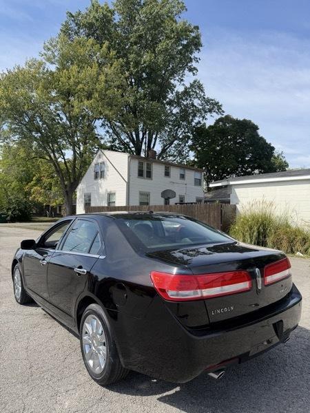 Lincoln MKZ FWD 2011