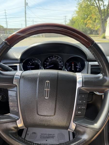 Lincoln MKZ FWD 2011