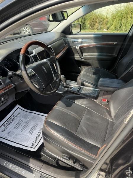 Lincoln MKZ FWD 2011