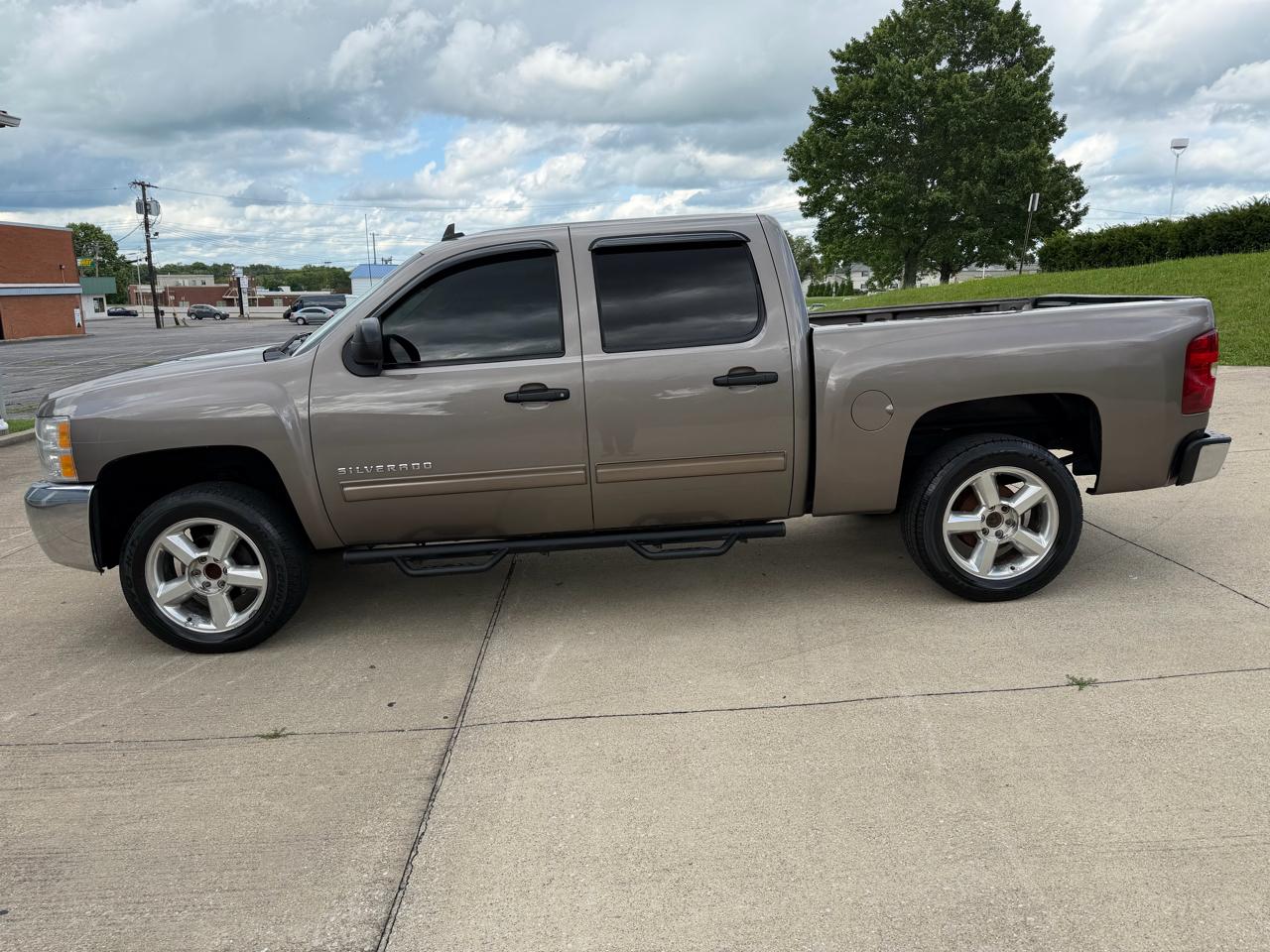 Chevrolet Silverado 1500 2WD Crew Cab 143.5" LS 2012