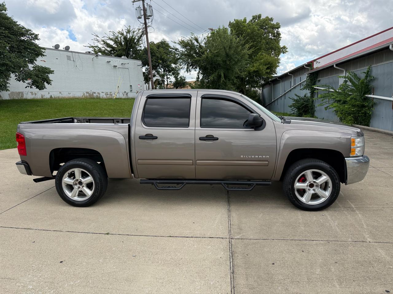 Chevrolet Silverado 1500 2WD Crew Cab 143.5" LS 2012