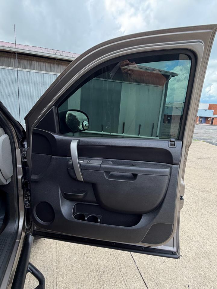 Chevrolet Silverado 1500 2WD Crew Cab 143.5" LS 2012