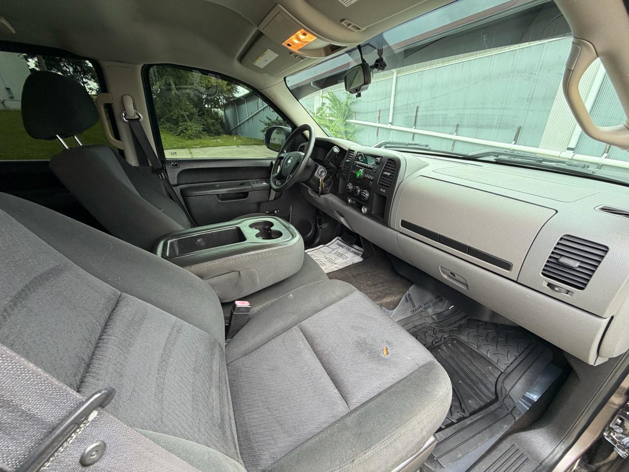 Chevrolet Silverado 1500 2WD Crew Cab 143.5" LS 2012