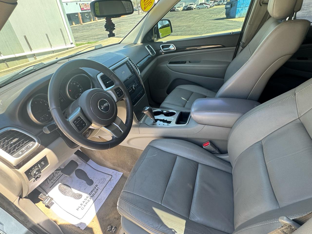 Jeep Grand Cherokee Laredo 4WD 2013