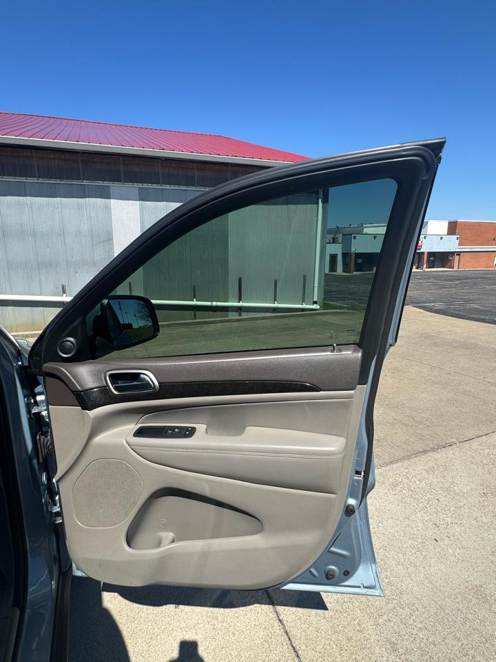 Jeep Grand Cherokee Laredo 4WD 2013