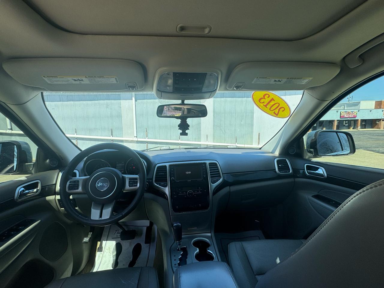 Jeep Grand Cherokee Laredo 4WD 2013